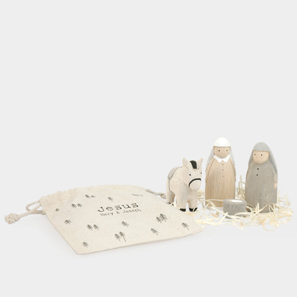 Wooden Nativity Set in Linen Bag image 2
