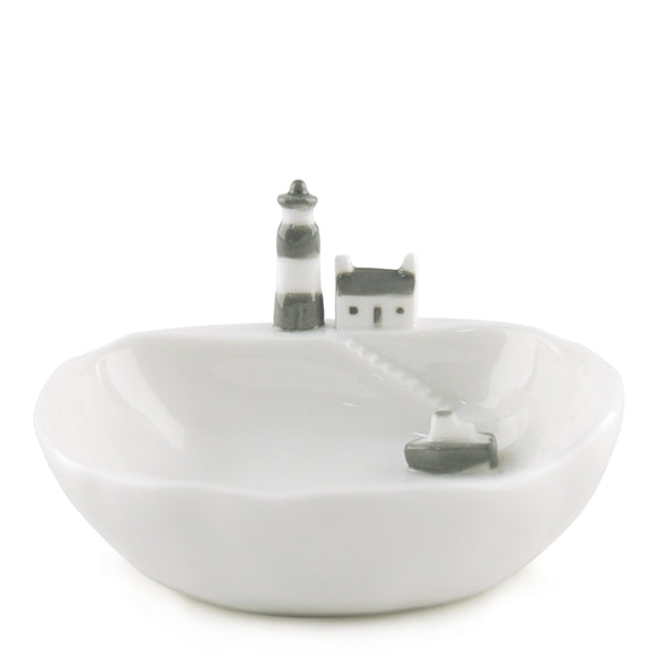 Porcelain Bowl with House & Boat image 2