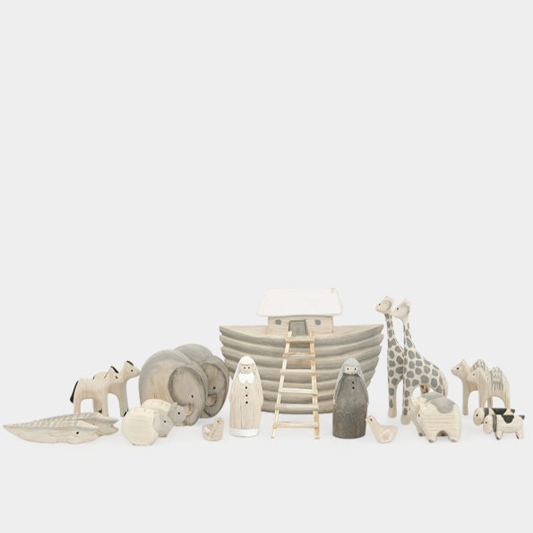 Wooden Noah's Ark Set In Box image 3