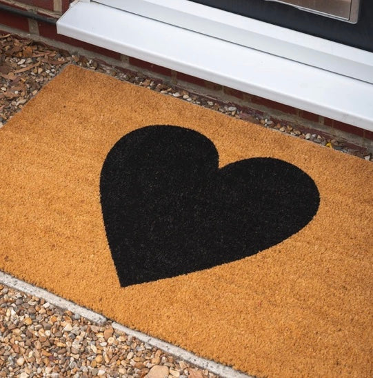 Black Heart Doormat image 0