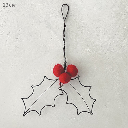 Wire Holly Leaf image 0